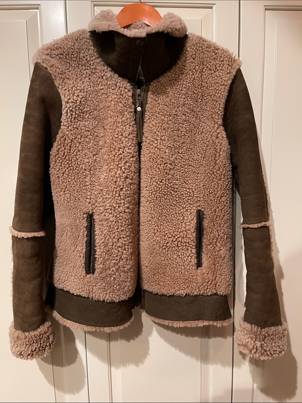 Woman Cozy Faux Shearling Jacket - Taupe